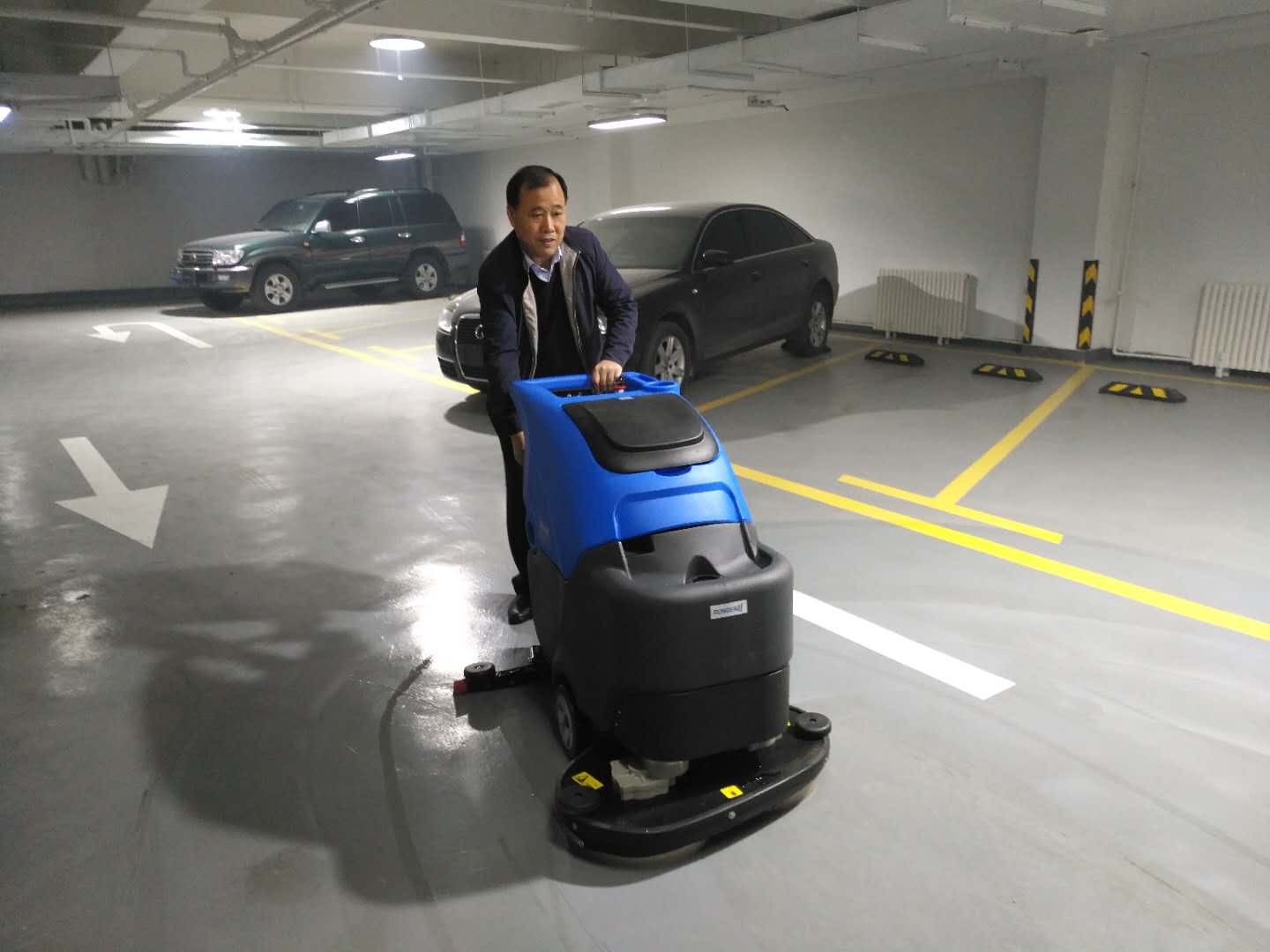 全自動(dòng)洗地機(jī)適合做車(chē)站的清潔工作嗎？