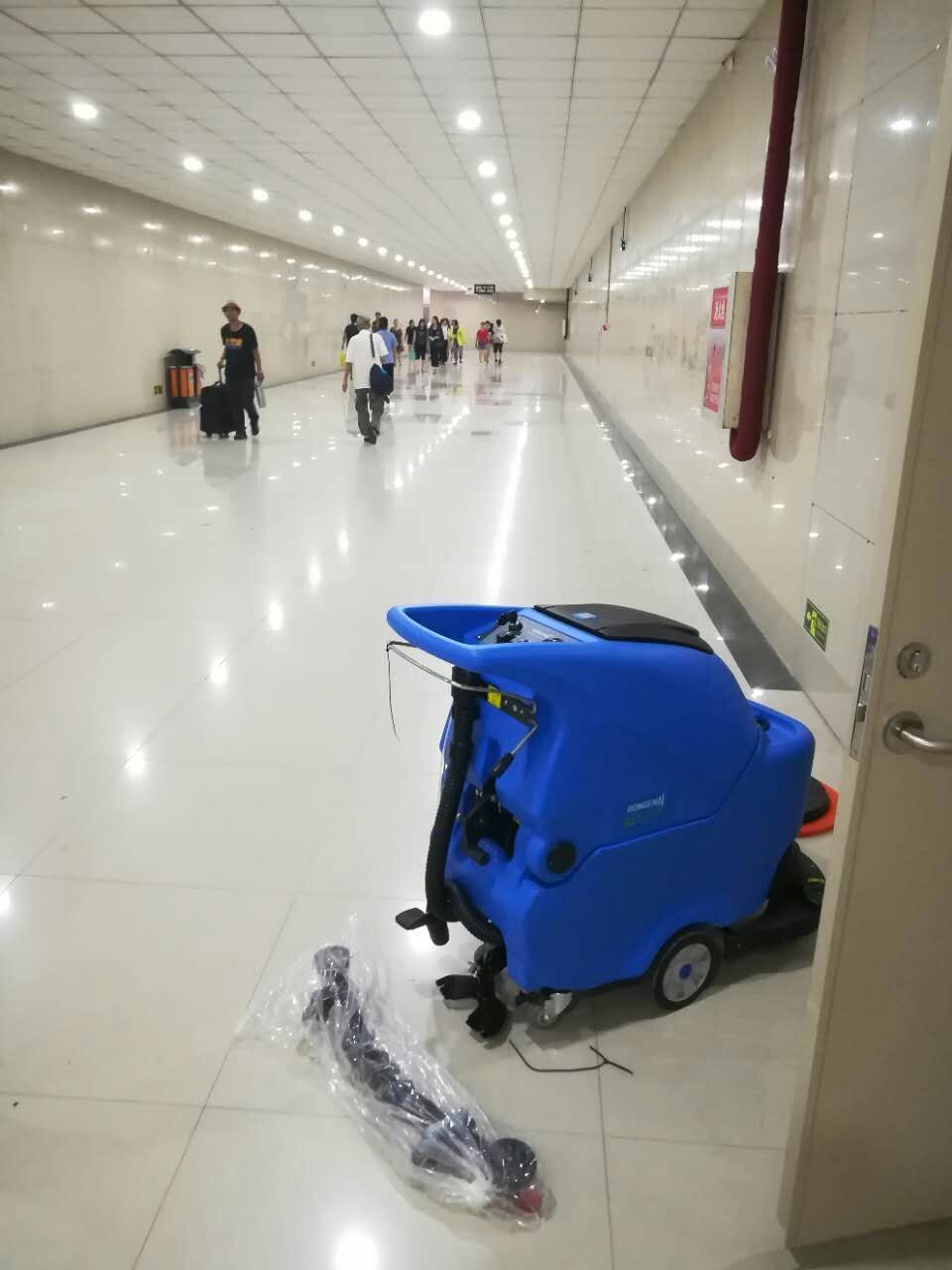 國(guó)產(chǎn)洗地車怎樣選擇標(biāo)準(zhǔn)才是合理的？