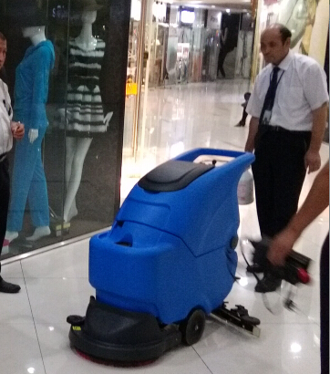 全自動(dòng)洗地機(jī)選哪個(gè)牌子質(zhì)量比較好？